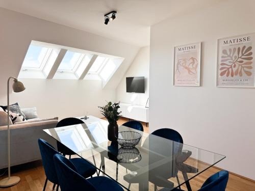 Modern & Spacious 2BR Apartment with Balcony