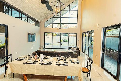 Modern spacious 4-bedroom home
