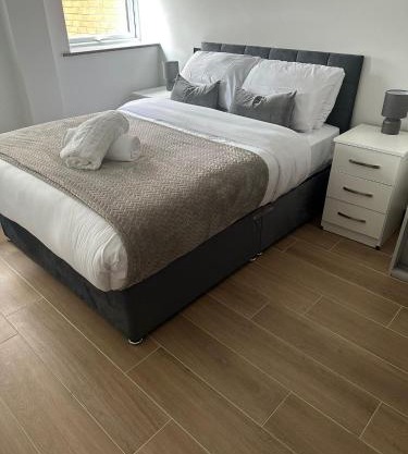 Modern & Spacious Family Flat