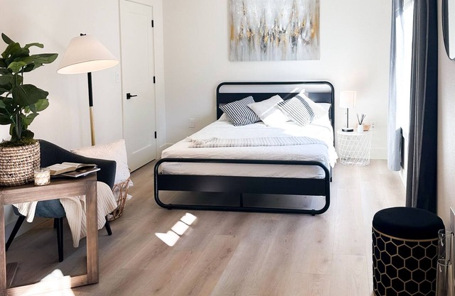 Modern Studio Apartment
