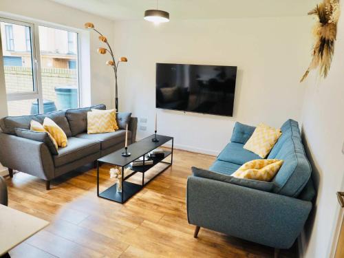 Modern & Stylish 3 Bedoom Home in Taunton