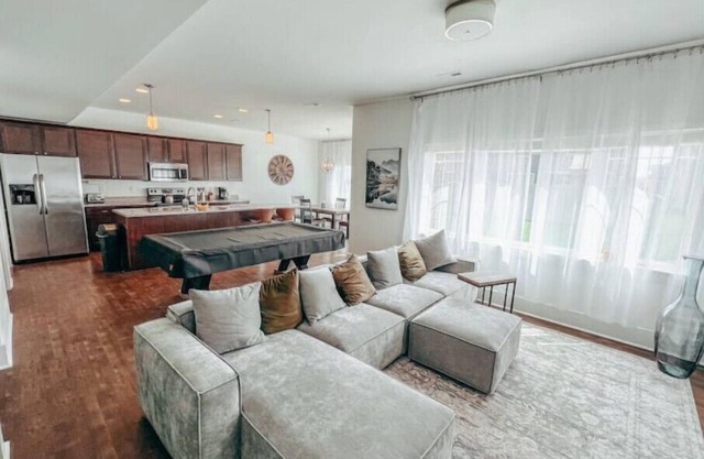 Modern Townhome Retreat