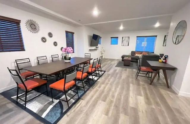 Modern Townhouse w/All Kings and Private Rooftop
