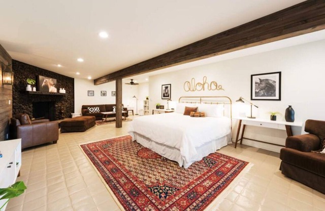 Modern Upcountry Hawaiian Suite for a Romantic Getaway in the Upcountry of Maui!