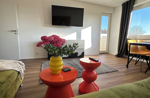 Modern vacation apartment in Ratingen - ideal for business travelers and holidaymakers
