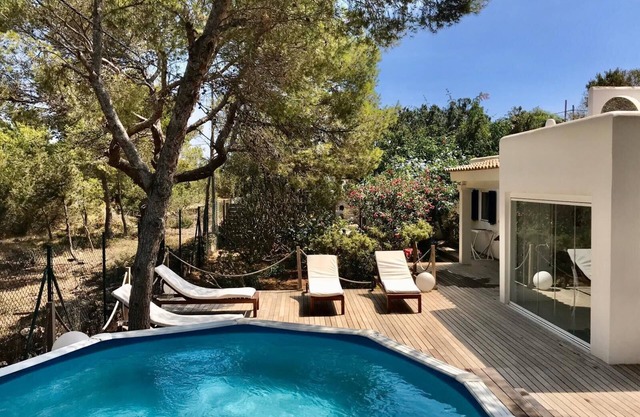 Modern villa 500meters from the beach