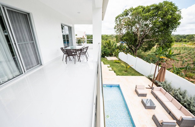 Modern Villa W/transport & chef services. 45 mins away from Punta Cana