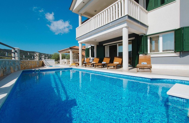 Modern villa with private pool and BBQ, near TROGIR and SPLIT