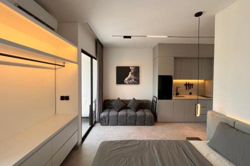 Modern Waveside Apartment No.1