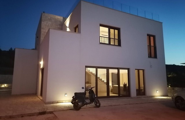 Moderne Dalmatische Villa in Ruhiger Lage - 200 m vom Strand