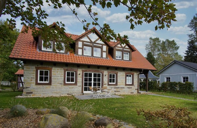 moderne Ferienwohnung mit Kamin, Sauna, Terrasse - Ferienhaus Stenhuus FeWo 01