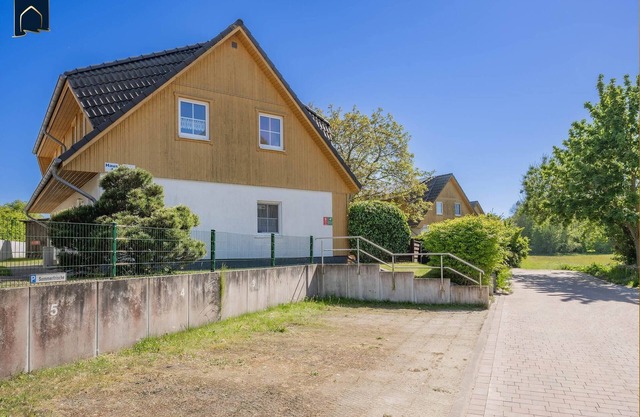 Moderne Ferienwohnung mit Gartenblick in Koserow