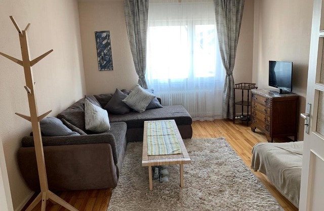 Moderne Ferienwohnung mit Balkon im schönen Saarland