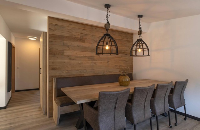 Moderne und Urige Penthouse Ferienwohnung für 8 Personen in der Drei Türme