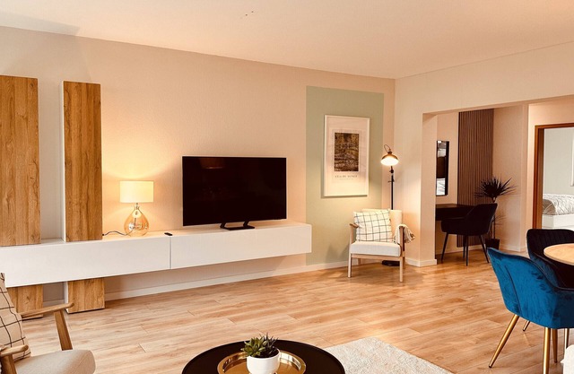 'Moderne Wohnung 89m2' with Balcony and Wi-Fi
