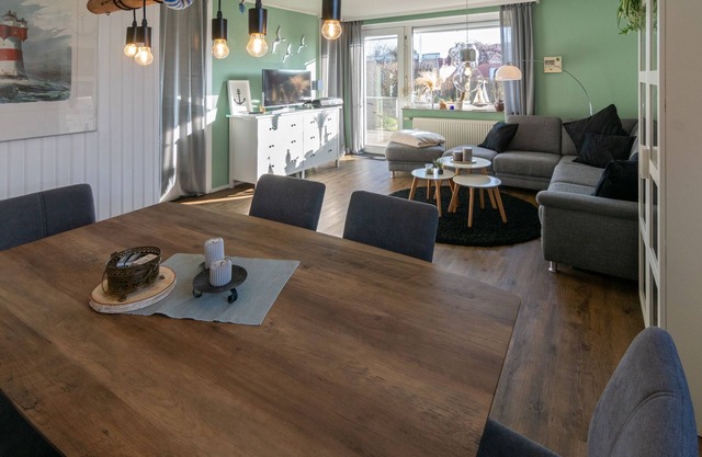 Moderner Bungalow in Strandnaher Lage