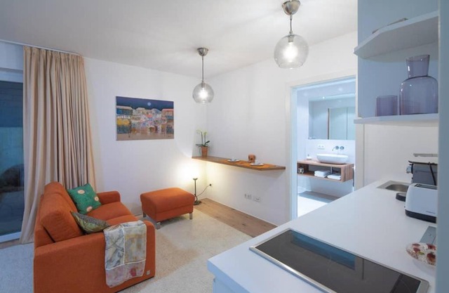Modernes apartment josefiau