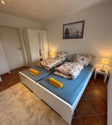 Modernes Apartment mit Parkplatz