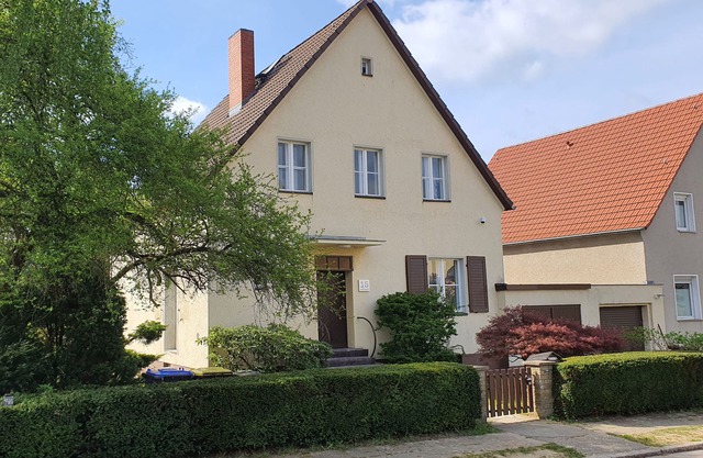 Modernes Haus mit Guter Cityanbindung und Großem Garten in Berlins Grüngürtel