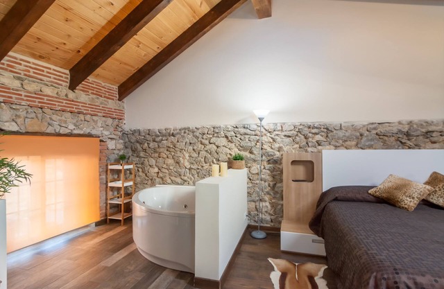 Modernidad y Tradicion se Fusionan en Este Estudio en Santander
