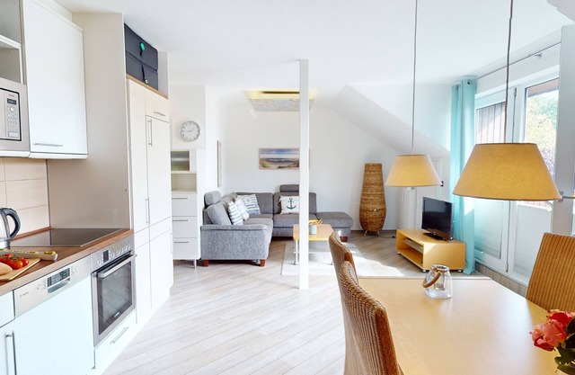 Modernized 53 m² vacation apartment for up to 4 people with balcony and parking space