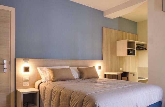 Modernly renovated double room in a B&B in Porto Viro