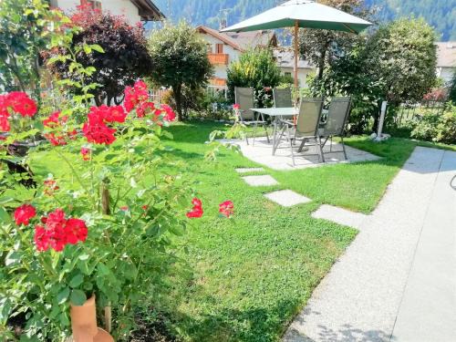 Moderno appartamento con giardino