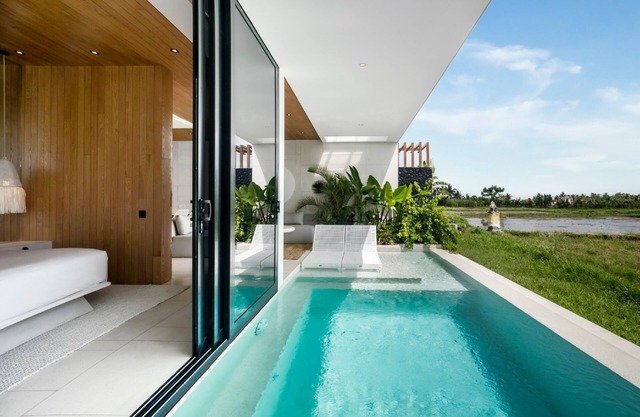 Modish Green Flow Villa 10