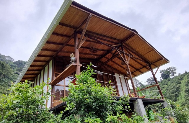 MoiraEcolodge - El Porvenir Cabin. Relax and rest in our space