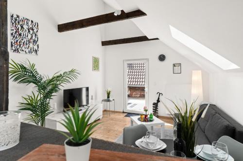 MOLA Apartments-Charmante Ferienwohnung im Herdecke Zentrum für 3 Personen-große Dachterrasse-Grill-Gratis Parken-WLAN