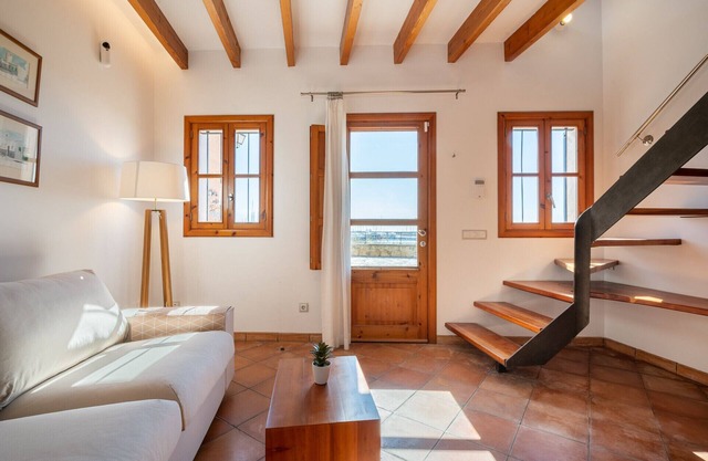 MOLI 37 HOUSE - PORT VIEW TERRACE