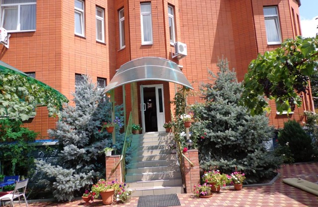 Molodezhnaya Hotel