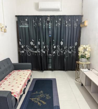 Mom House