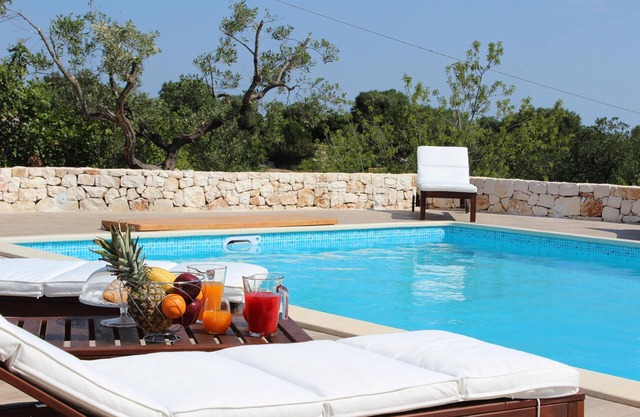 MONOPOLI: "MEST PEPP "VILLA with POOL FOR EXCLUSIVE GUESTS' USE- MOSQUITOES FREE