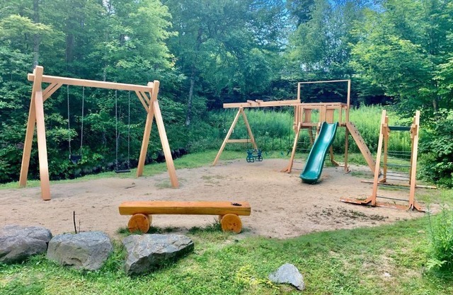 Mont-Tremblant: Les Manoirs 110-5. Family Fun!