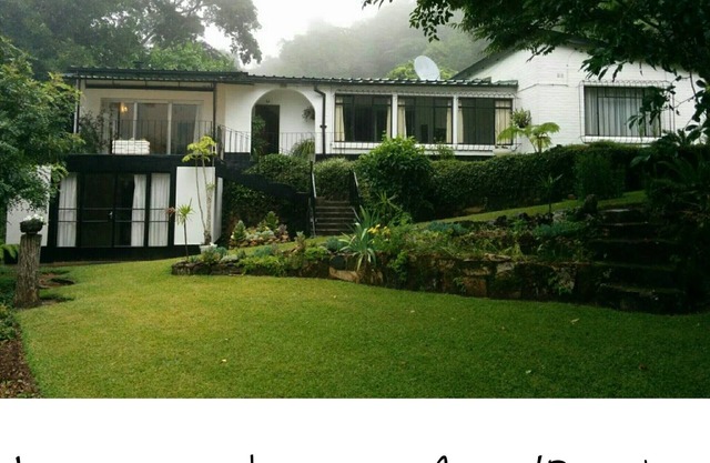 Montana - Clean Serene Sleeps 10 with spacious living rooms Perfect for Couples