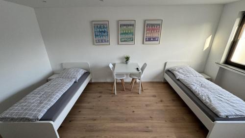 Monteur & Messezimmer Heiligenhaus