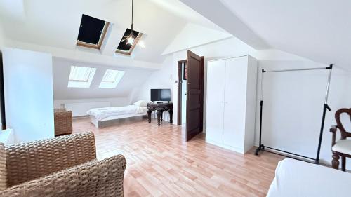 Monteur Unterkunft in Itzehoe freistehendes Haus mit Keller & großem Außenbereich