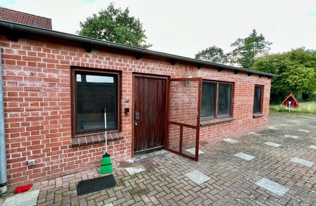 Monteurhaus in Itzehoe ruhige Lage, Küche & Parkplatz inklusive