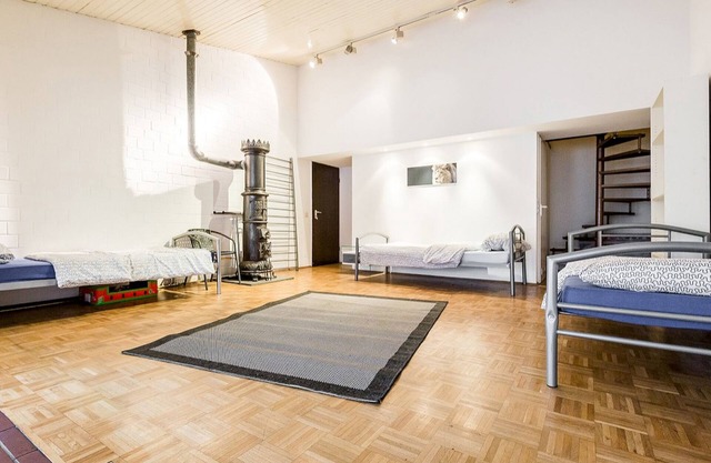 Monteurwohnung Hürth H01, 70qm, 1 Schlafzimmer, 2 Wohn-/Schlafzimmer, max. 7 Personen