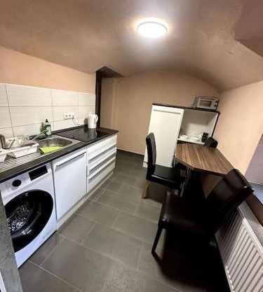 Monteurwohnung im Untergeschoss
