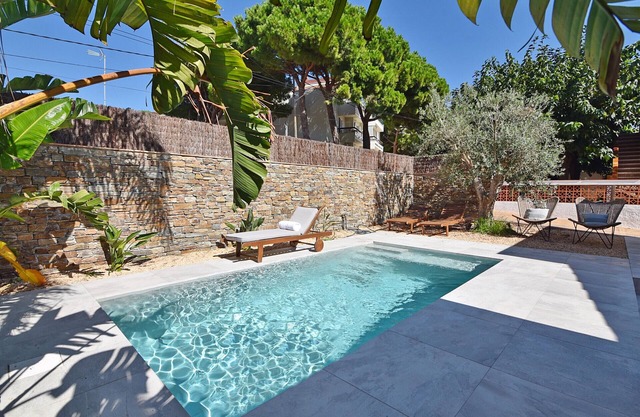Montgo 2: Modern villa with private pool