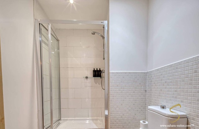 Monthly Stay | Stylish 4BR | City Centre | Sleep 8