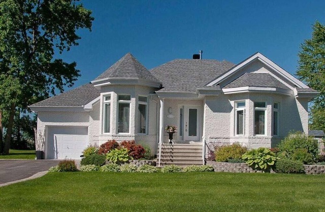 Montreal Top Vacation Home