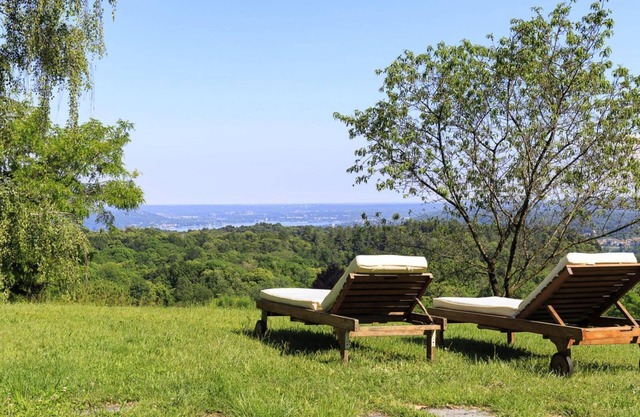 MONTRIGIASCO'S COZY VILLA AMIDST LUSH GREEN NATURE