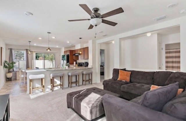*Montward preserve way retreat* WiFi Near,Airport & Zoo