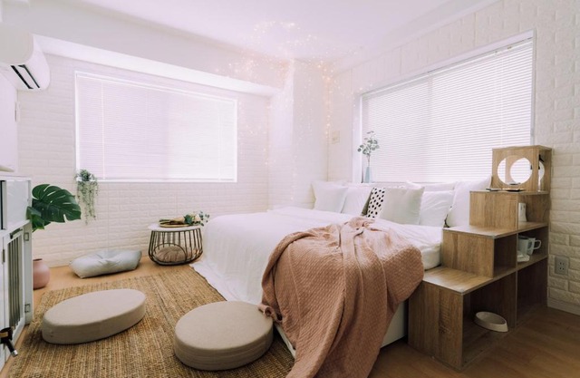 moof Osaka trendy spot Spacious Apt