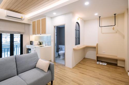 Moon House BKK Room 3B
