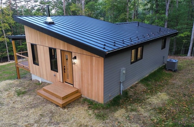 Moon Shadow Brand New Modern Cabin