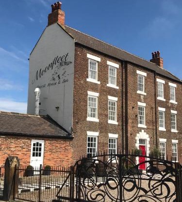 Moonfleet Boutique Hotel